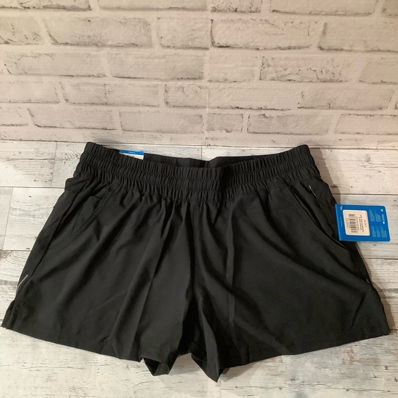 Columbia Sportswear Alpine Chill Omni-Freeze® ZERO Shorts - Built-In Liner - Picture 3 of 8